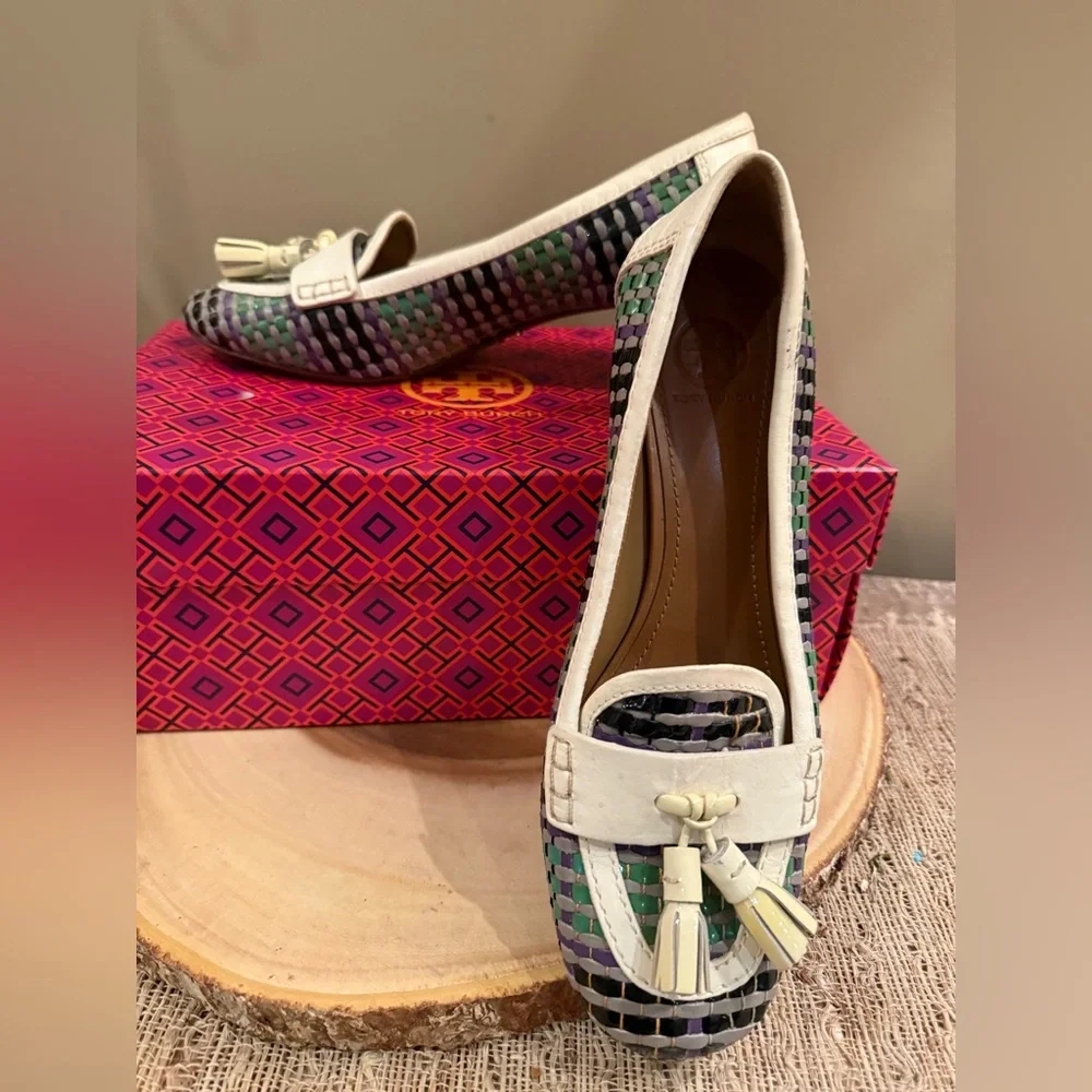 Tory Burch Careen 50MM Basket Weaved Leather Tassel  Loafer‎ Pumps Size 9.